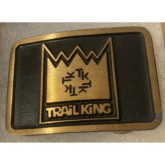 Vintage Metal Belt Buckle, Brass, Trail King, Trailers, Nice Design, 3" x 2" - Picture 1 of 5